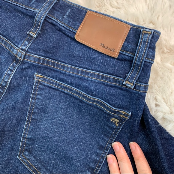 Madewell 10 Inch High Rise Skinny Jeans Dark Wash - Picture 6 of 7